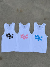 Load image into Gallery viewer, &quot;HEARTS&quot; TANK TOP
